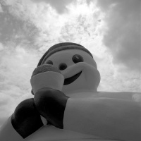 Visions West Gallery :: Bruce :: Snowcone Santa (detail)